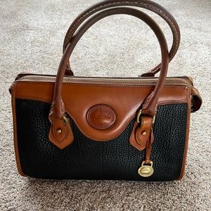 Vintage Dooney & Bourke purse